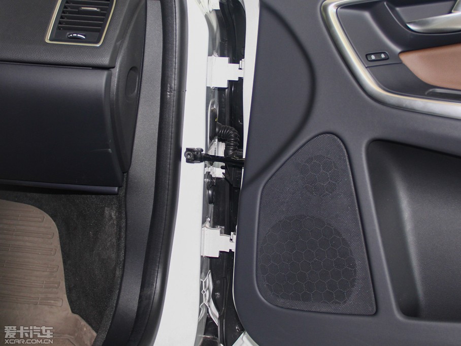 2014֠XC60(M) 2.0T T5Ű