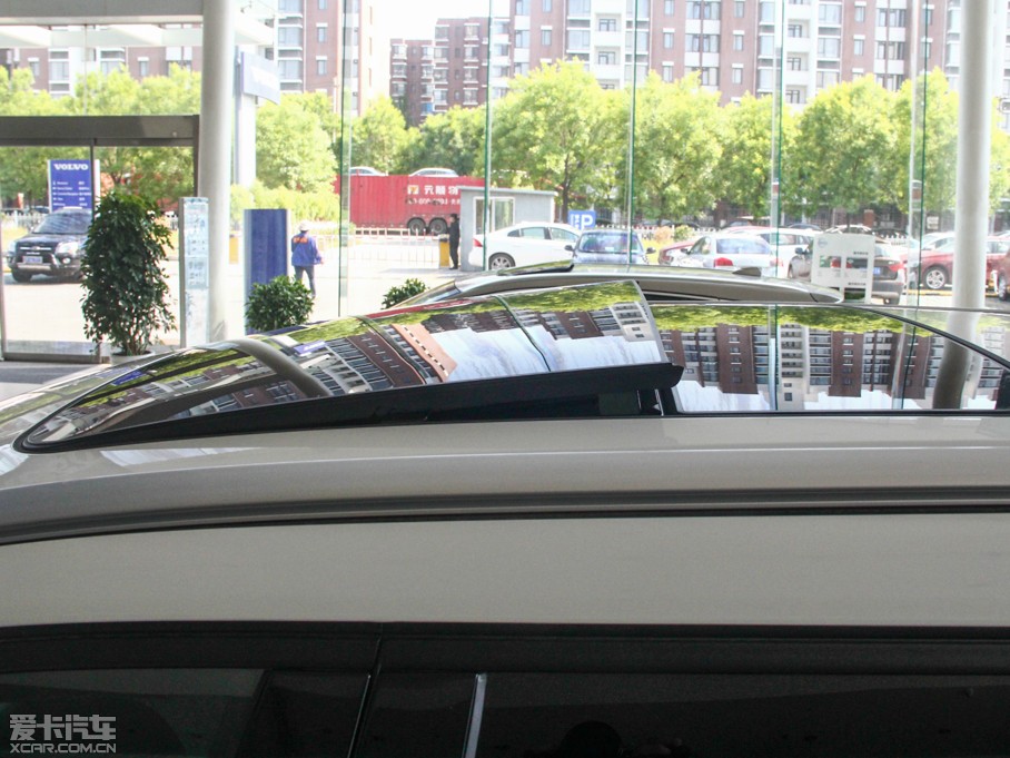 2014֠XC60(M) 2.0T T5Ű