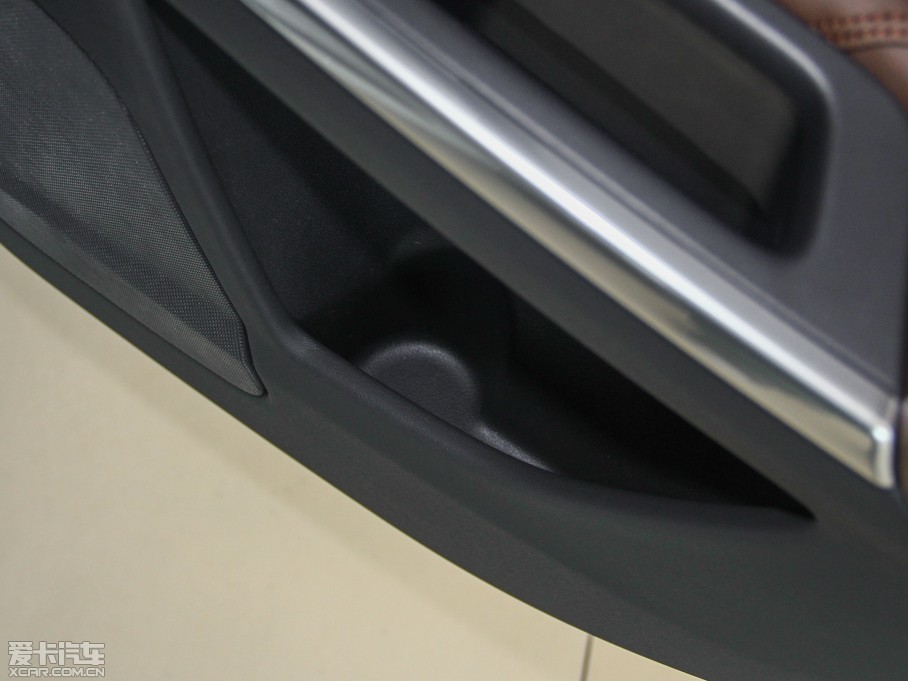 2014֠XC60(M) 2.0T T5Ű