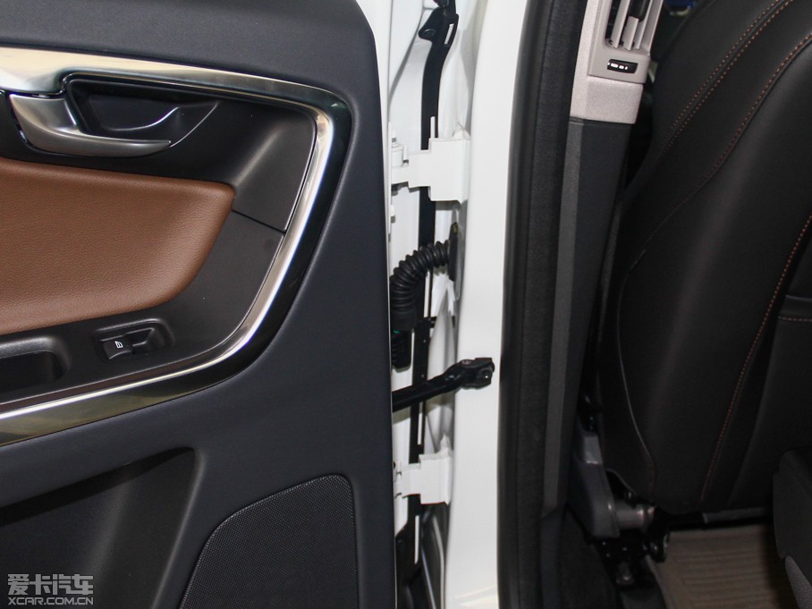 2014֠XC60(M) 2.0T T5Ű