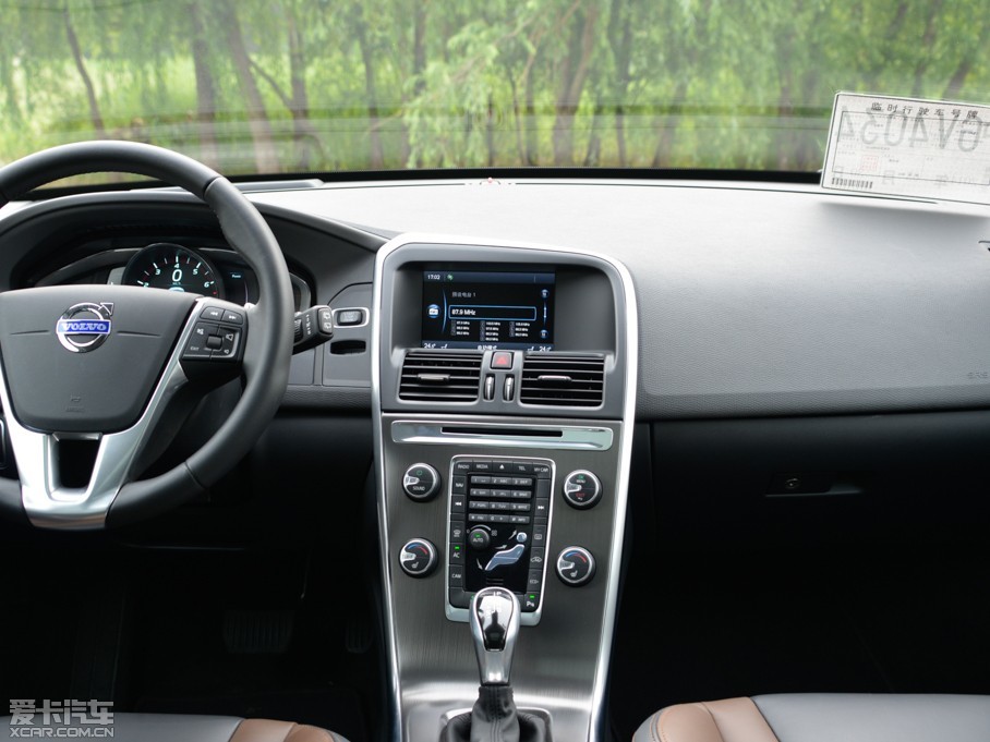 2014款沃尔沃xc60(进口)改款 2.0t t5 个性运动版