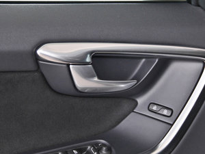 20142.0T R-Design T5\Ӱ g