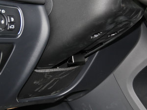 20142.0T R-Design T5\Ӱ g