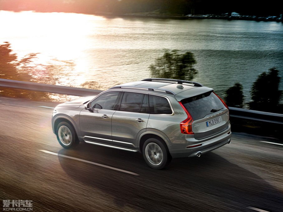 2015���֠���XC90 ������