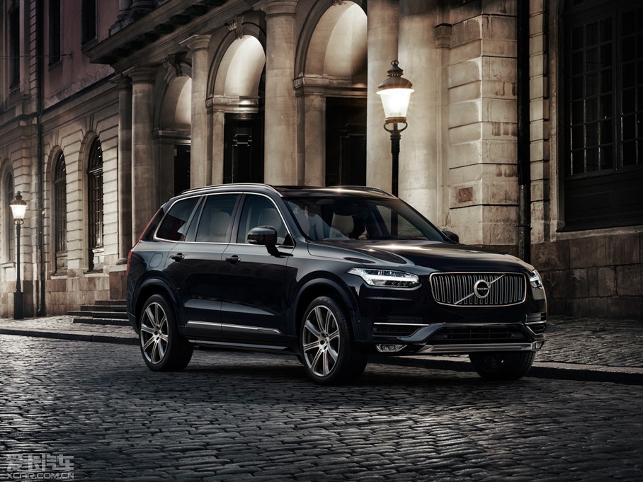 2015֠XC90 