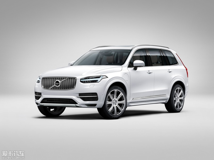 2015֠XC90 