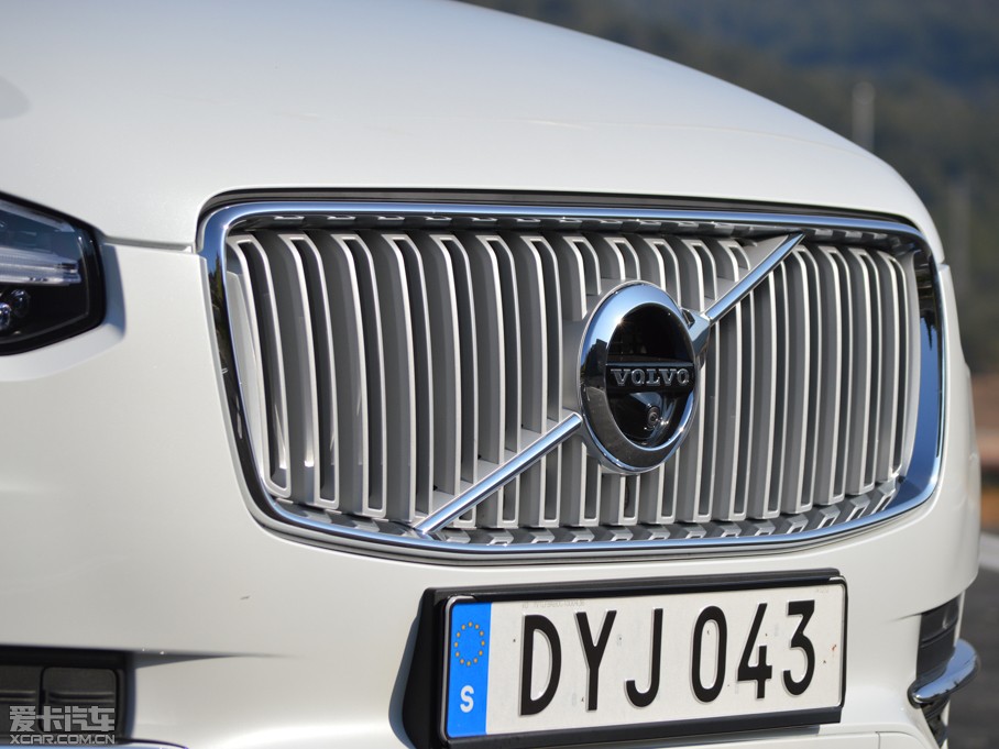 2015���֠���XC90 ������