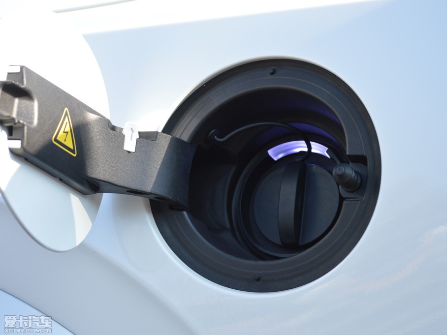 2015���֠���XC90 ������