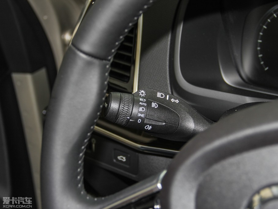 2015֠XC90 T6 Ű 5