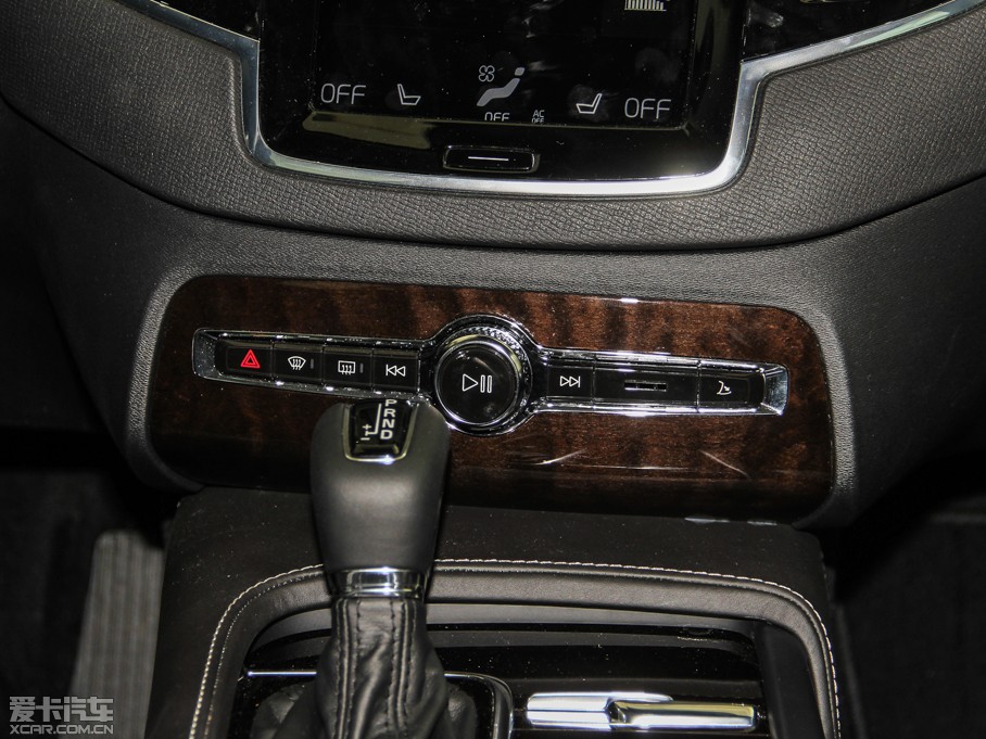 2015֠XC90 T6 Ű 5