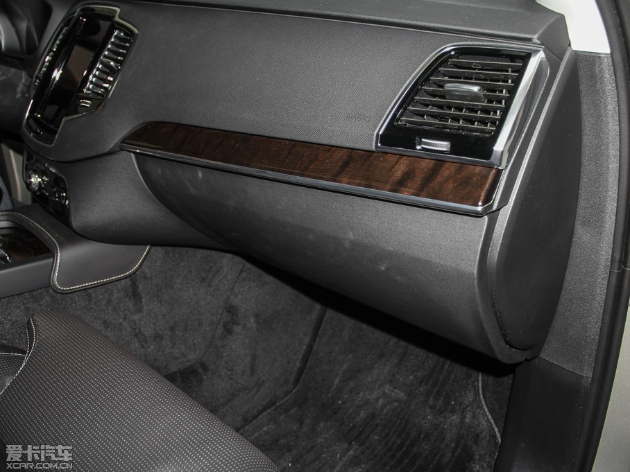 2015֠XC90 T6 Ű 5