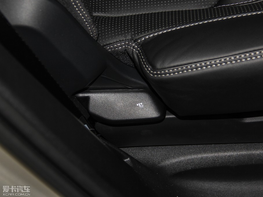 2015֠XC90 T6 Ű 5