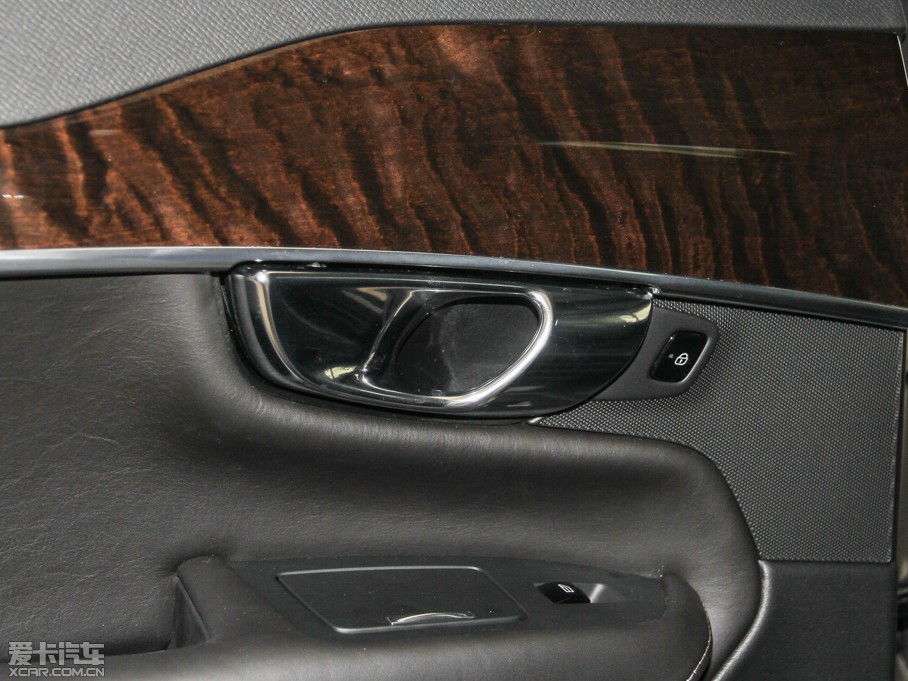 2015֠XC90 T6 Ű 5
