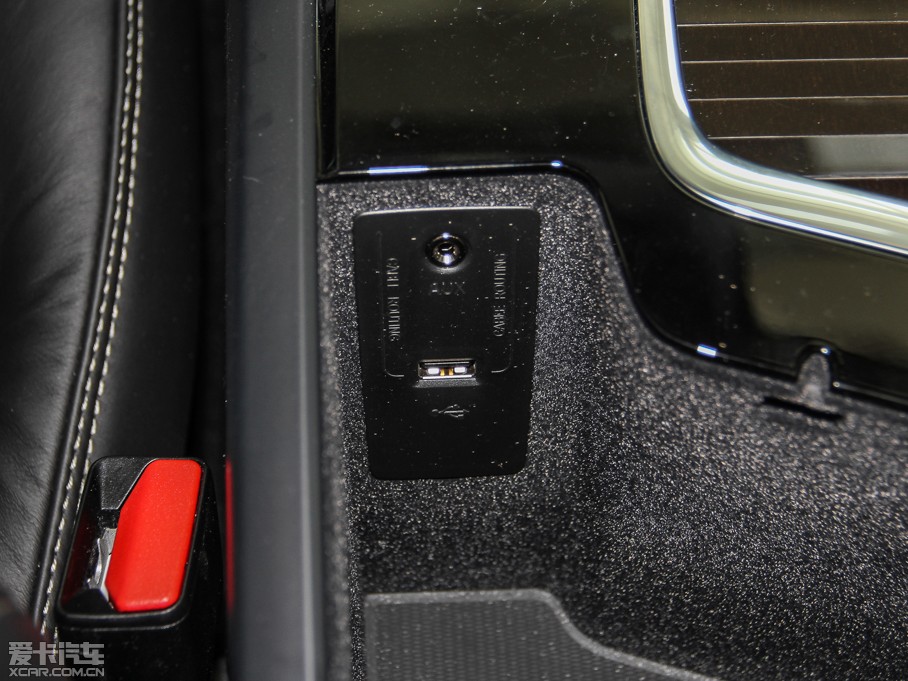 2015֠XC90 T6 Ű 5