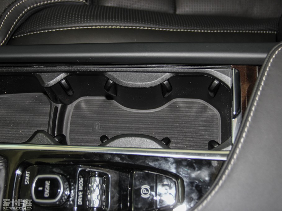 2015֠XC90 T6 Ű 5