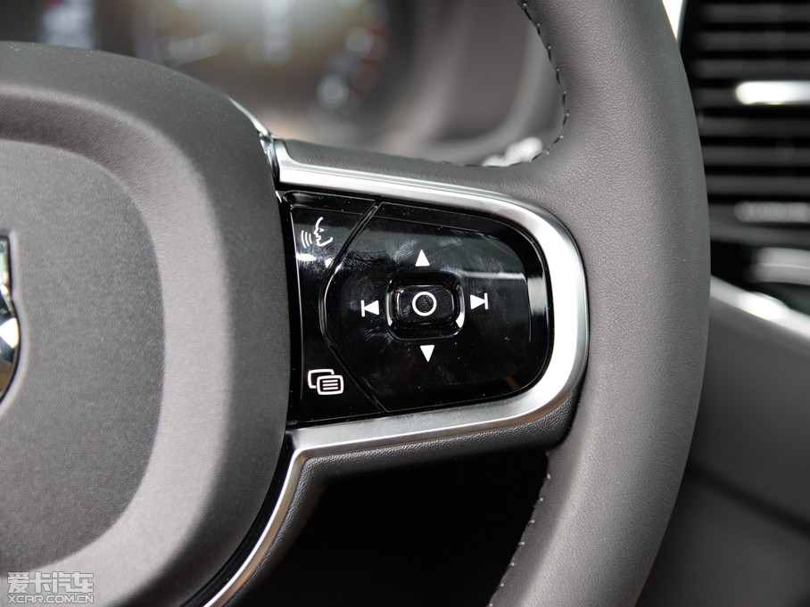 2015���֠���XC90 T6 ������