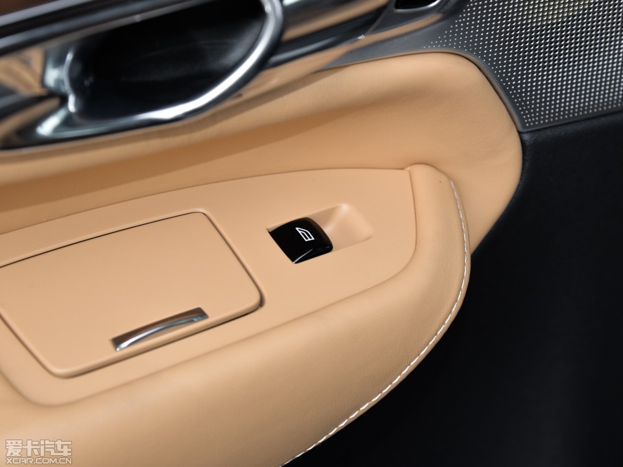 2015���֠���XC90 T6 ������