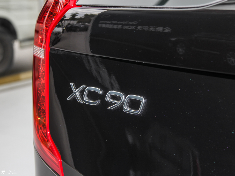 2015֠XC90 T6  5