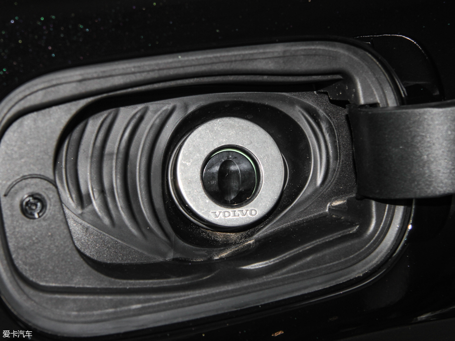 2015֠XC90 T6  5