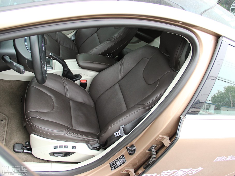 2014���֠���V40 2.0T T5 �����