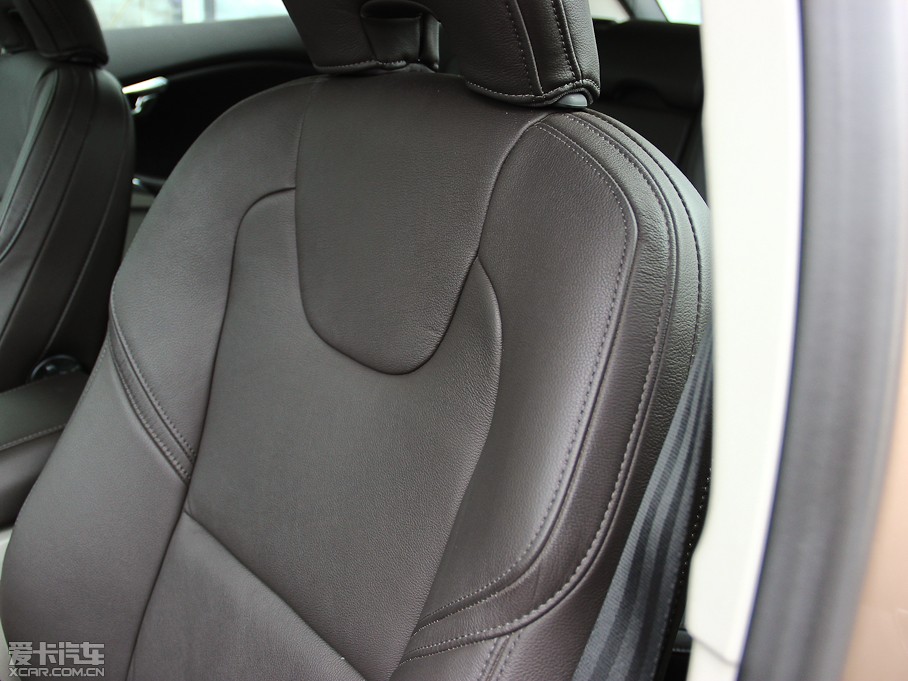 2014���֠���V40 2.0T T5 �����