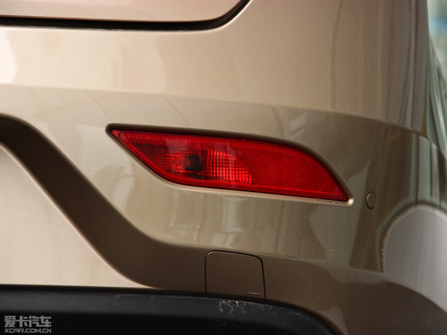 2014���֠���V40 2.0T T5 �����