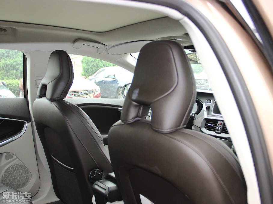 2014���֠���V40 2.0T T5 �����