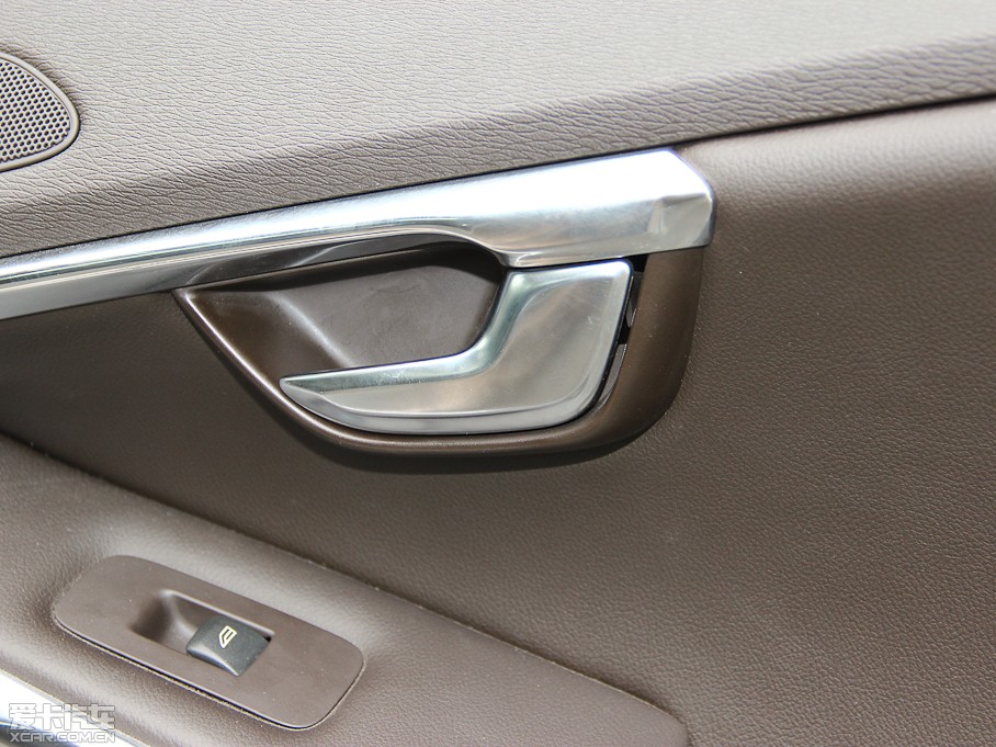 2014���֠���V40 2.0T T5 �����