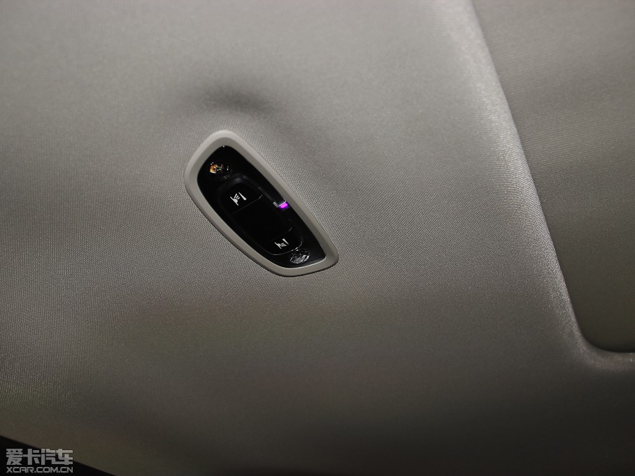 2014���֠���V40 2.0T T5 �����