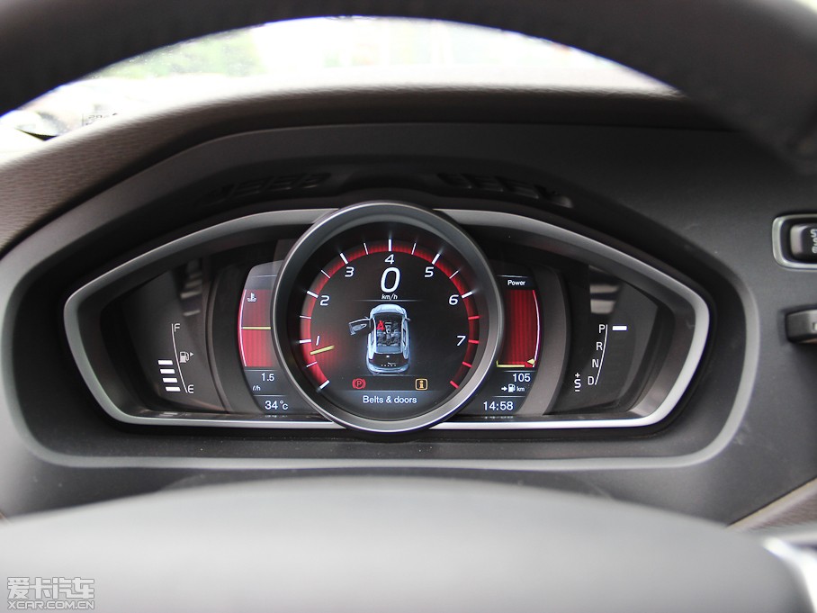 2014���֠���V40 2.0T T5 �����