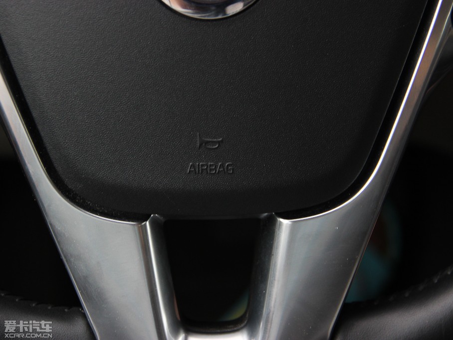 2014���֠���V40 2.0T T5 �����