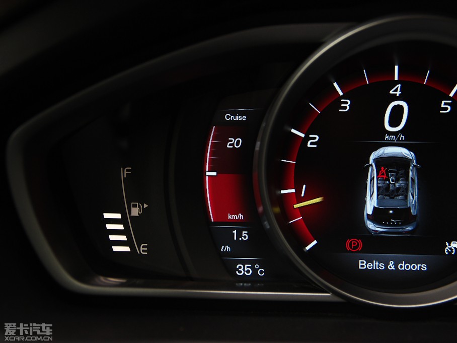 2014���֠���V40 2.0T T5 �����