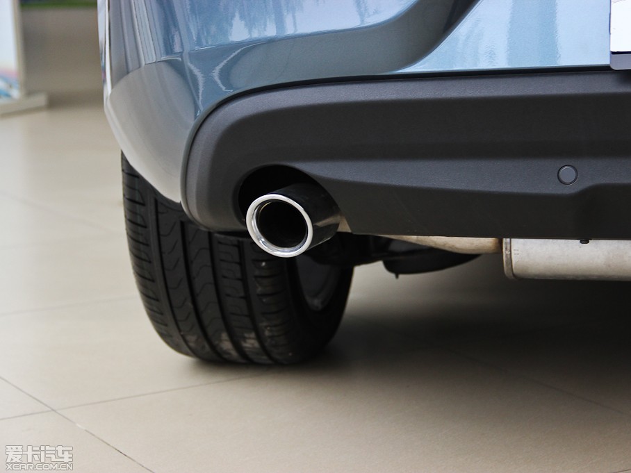 2014���֠���V40 2.0T ���ݰ�