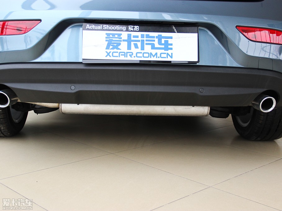 2014���֠���V40 2.0T ���ݰ�