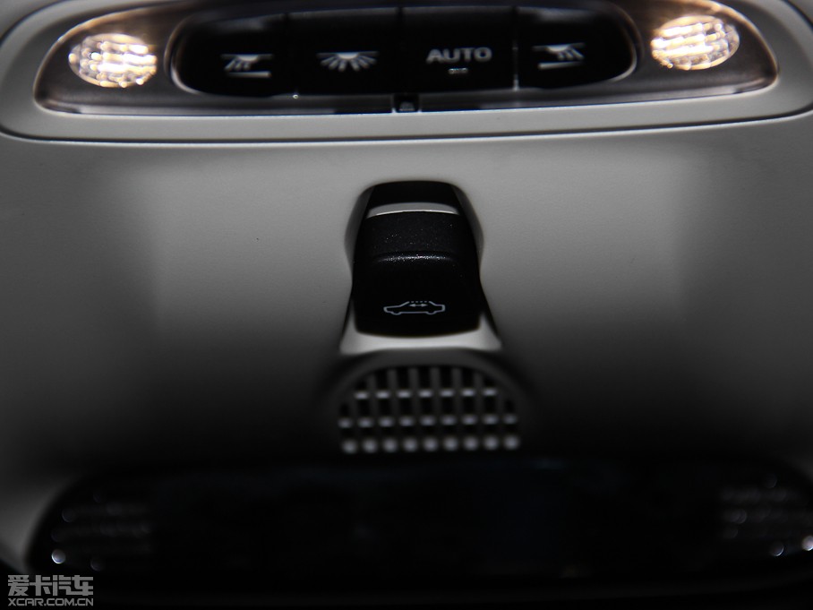 2014���֠���V40 2.0T ���ݰ�