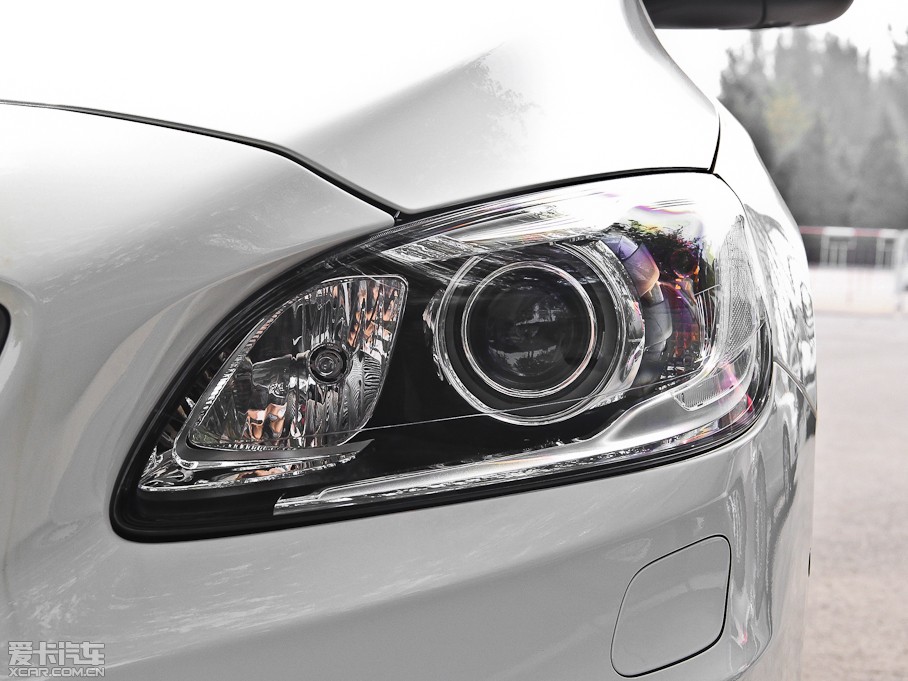 2015֠V60 2.0T T5  \Ӱ