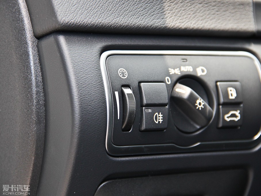 2015֠V60 2.0T T5  \Ӱ