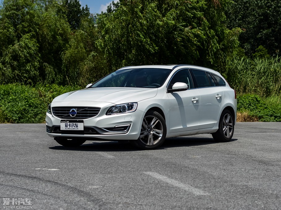 2015ֶV60 2.0T T5 Ű