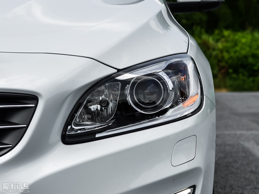 2015֠V60 2.0T T5 Ű