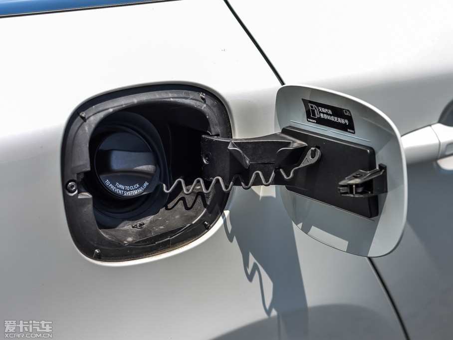 2015֠V60 2.0T T5 Ű