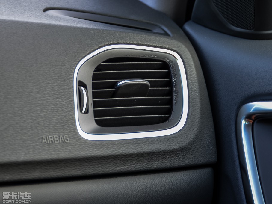 2015֠V60 2.0T T5 Ű