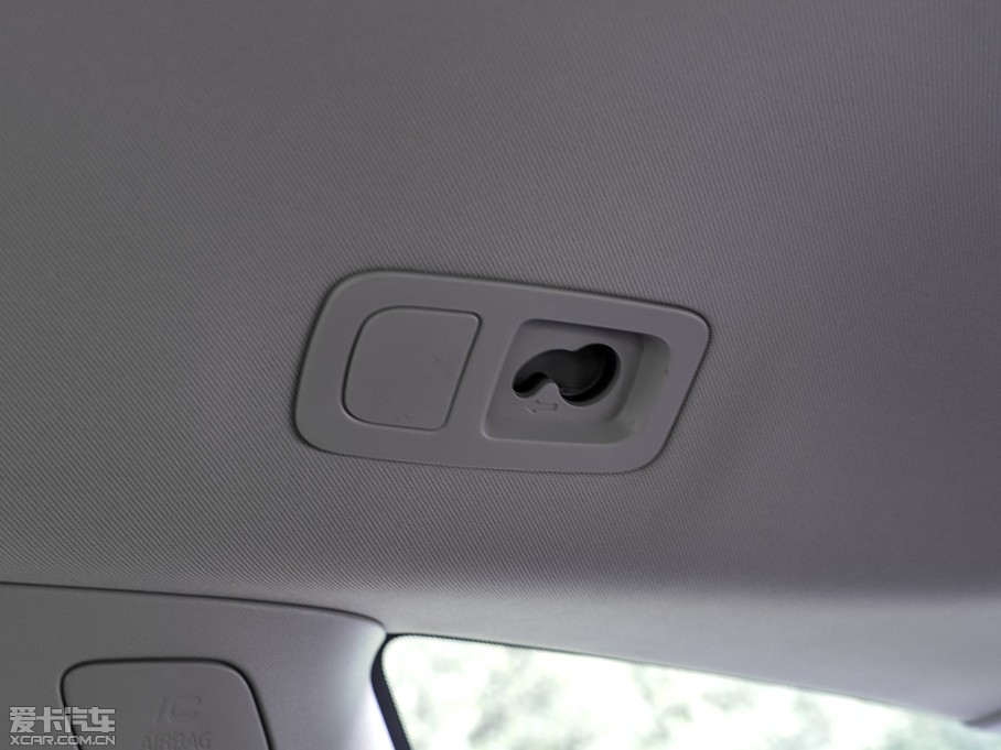 2015֠V60 2.0T T5 Ű