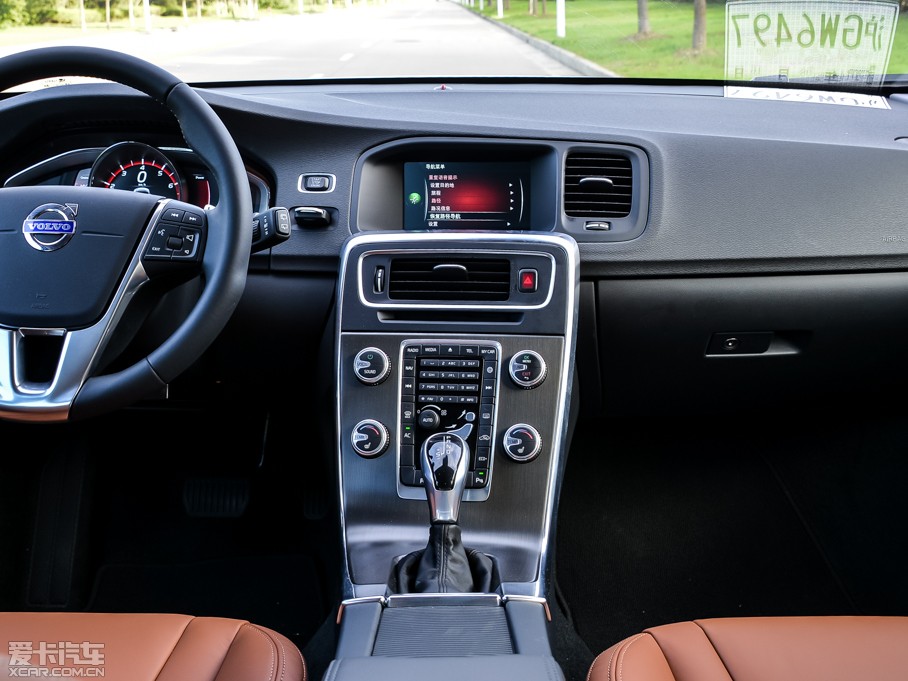 2015֠V60 2.0T T5 Ű