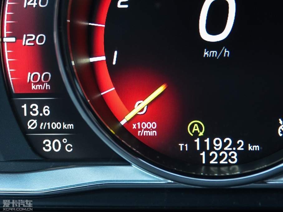 2015֠V60 2.0T T5 Ű