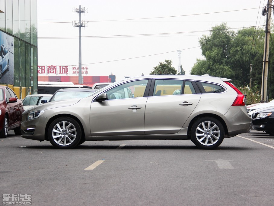 2015ֶV60 2.0T T5 ݰ