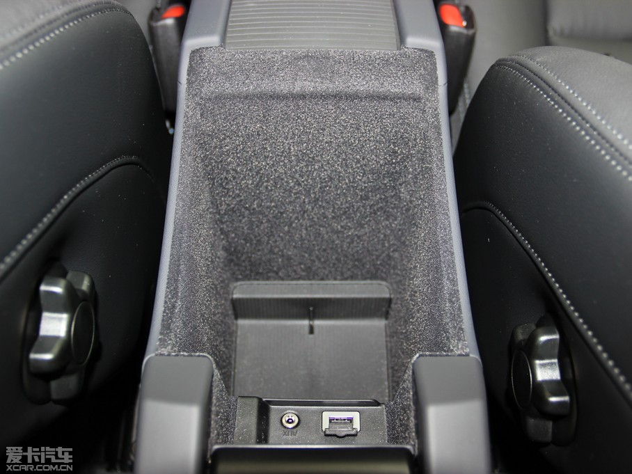 2015֠V60 2.0T T5  \Ӱ