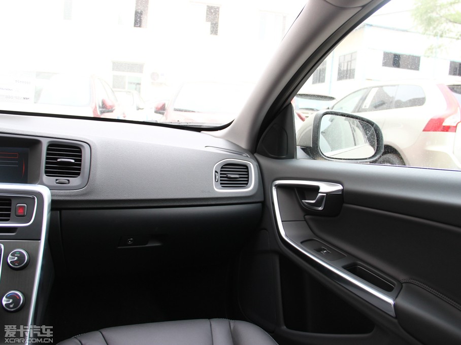 2015֠V60 2.0T T5 ݰ