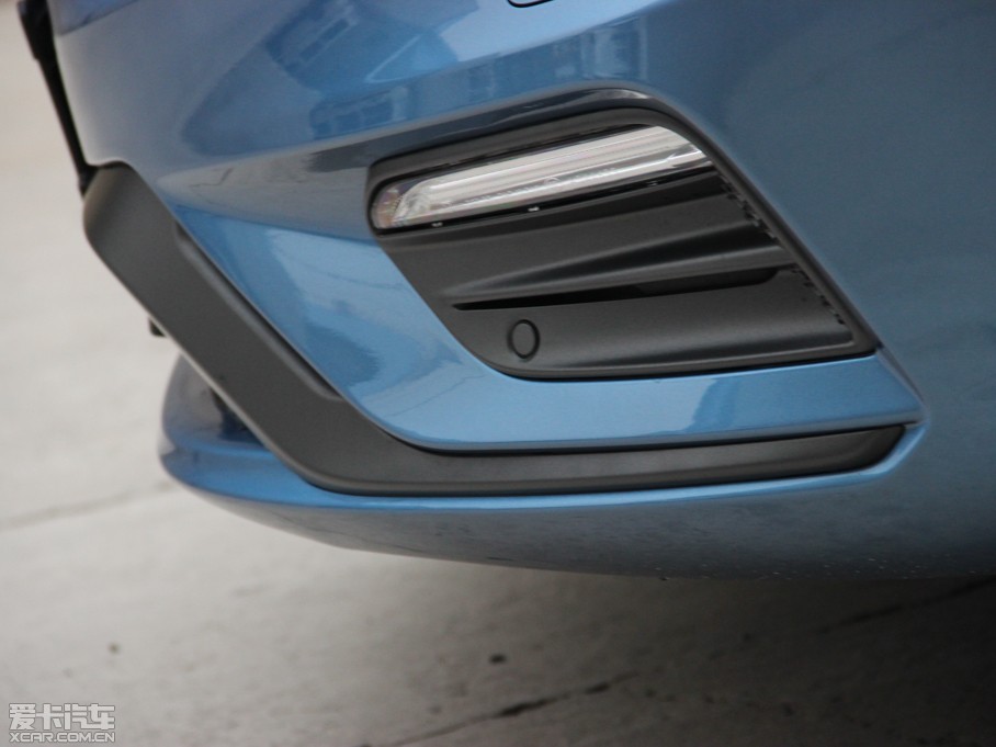 2015֠V60 2.0T T5  \Ӱ