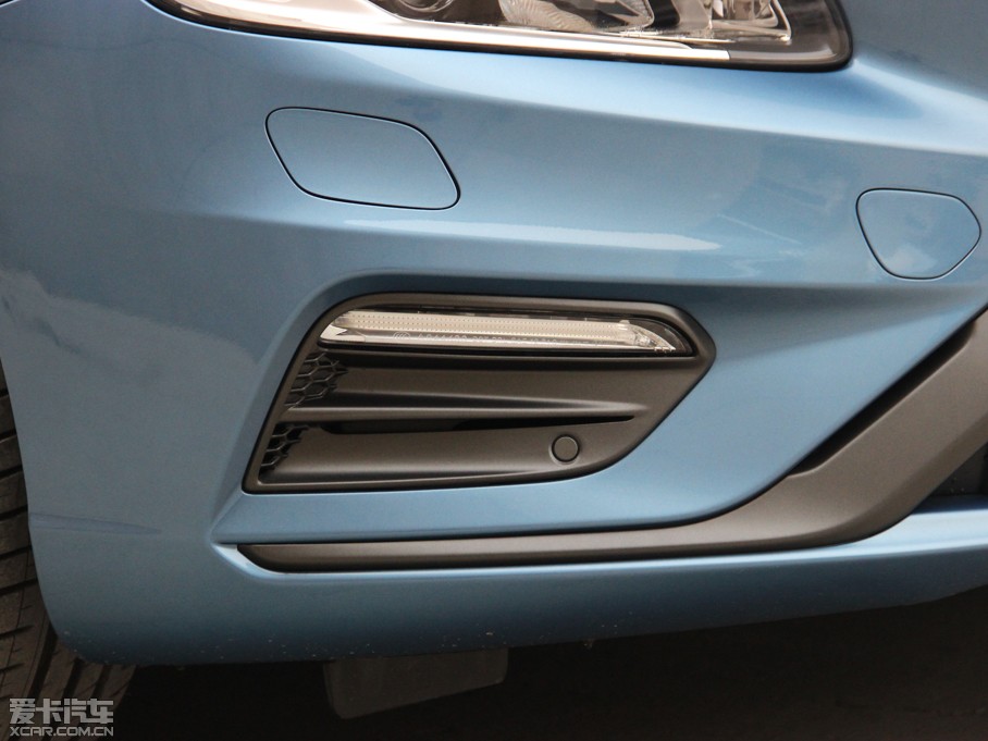 2015֠V60 2.0T T5  \Ӱ