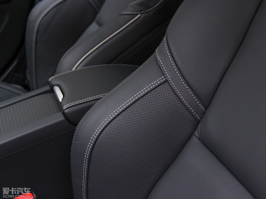 2015֠V60 2.0T T5  \Ӱ